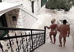 I've sex with a sexy pair on vacation and her spouse screws my butt!