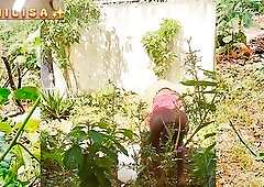 I do everything for my wife's gaze/AKIILISA gardening movie scene