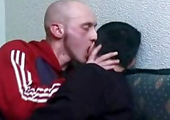 2 homosexual twunks love fucking bare!