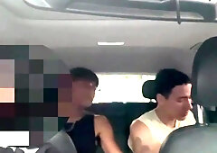 PASSENGER TAKES A RAIL-SHARING VAN AND HAS FUCKY-FUCKY IN THE BACK SEAT