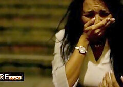 Carollina let herself go in London