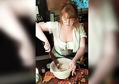 Glamorous wife makes a mess teaching u how to make chocolate chip cookies! Real recipe inside and a real mess is made in the kitchen after its finishe