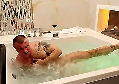 Hairy Muscle Stud: Luxury Jacuzzi Strip & Raw Jerk off - 4K Bodybuilder Solo