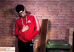 BullDogXXX - Sleazy Bangers