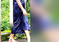 Village Bhabhi Sonali Ki Raste Me Chudai