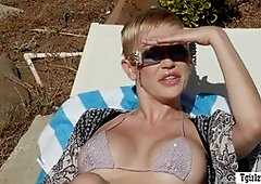 Wild milf can't resist the heat of the hot TS cleaner