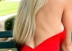 Boss’s Naughty Assistant Squirts After His Cock