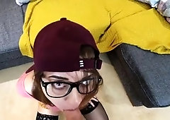 Nerdy camgirl in stockings takes a throbbing pole up her ass