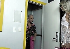 Sex Machine Technician Couldnt Resist Giving TS Rafaella Ferraz a Creampie