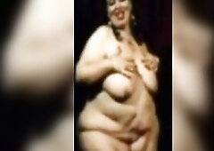 Molly - Worship my ssbbw granny chunky butt!Pre