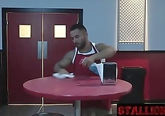 Rough anal pounding for hot stud in restaurant