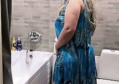 housewife with a large butt framed her large butt for anal