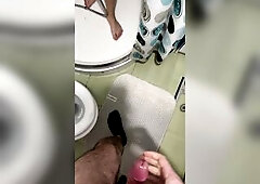 Massive ejaculation whilst this babe was showering