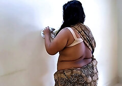 Indian Desi Hot Maid Aunty With Saree Blouse Cleaning My Room While I Was Masturbating