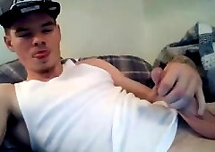 Twinks Guy Beating Off