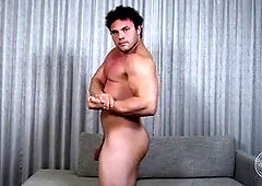 Micro cock, muscle beach nikudan, micro cock hunk