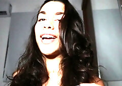 Teen babe gives a blowjob and jerking his cock