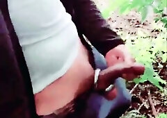 Slutboyben CAM4 ExpozzeD next to HIGHway