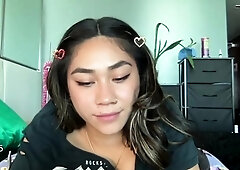 Cute amateur brunette naughty in solo jerking show on camera