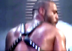 Poppers Tramp Instructing