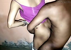 Stunning new Indian beauty Kklm gets down in a desi hookup