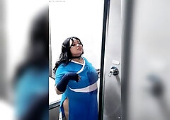 A hawt making-off of my super moist photoshoot as Katara.
