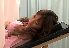 Dripping cunt touched by kinky doctor in real gyno movie