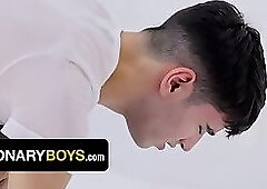 Perv Stud Dakota Lovell Dominates Inexperienced Boy Rob Quin During Holy Ritual