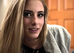 Amateur Blond Give Nice POV Blowjob