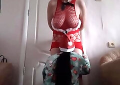 On Christmas Eve, at a suit party, the Snow Maiden screwed her elf in the throat