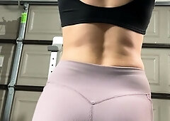 Brunette Solo Webcam Masturbation