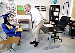 Black-skinned college girl gives herself to her favorite teacher