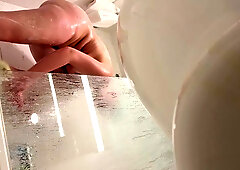 Blonde Babe Showers on cam (fake) Pt 1.