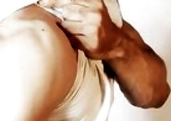 Real muscle session of a natural Colombian bodybuilder