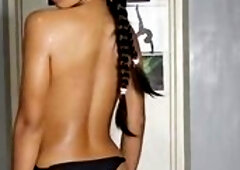 all drained in sweat. doing nipp, nose, armpits, anal, snatch masturbation and squirting in sweats.