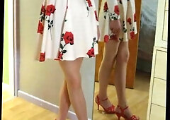 Real housewife wearing tights, nylons, hose and high heels. Personal requests for images and movie scene are welcome. Please comment.