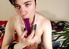 FtM sub male web camera show fragment sex toy oral pleasure for dad