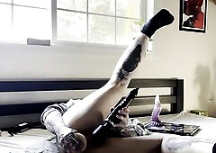 Butch Dyke Supplicates for Weenie!! Tomboy, Boypussy, FTM, Dyke, Muscle Mamma,Large Bulky Cunt